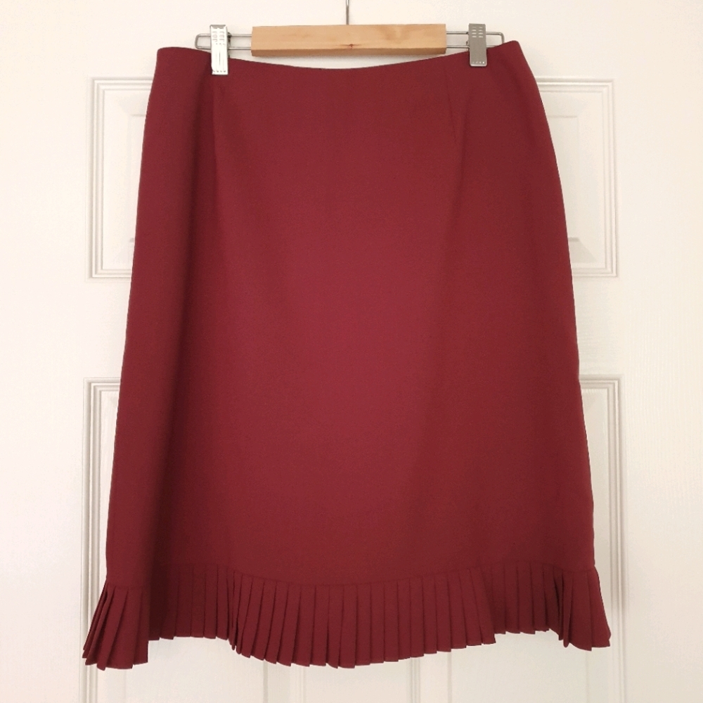 Ann Taylor Factory Burgundy Wool Blend Pleated Hem Skirt 8P Petite